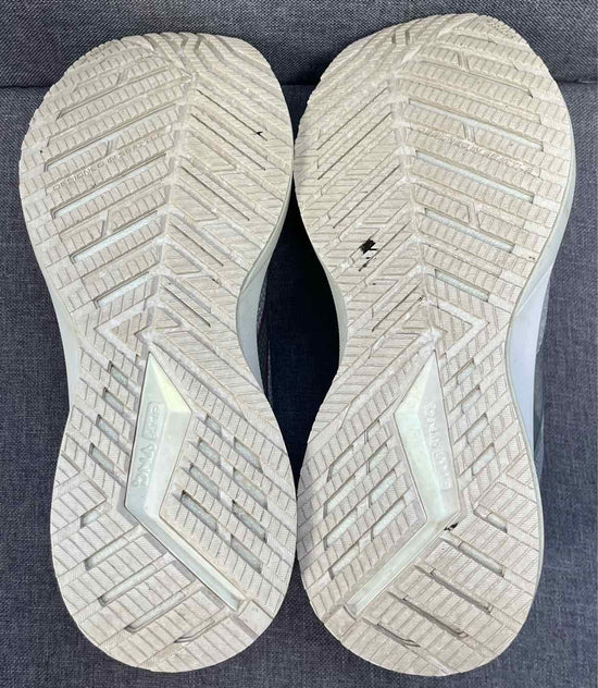 8 Brooks Shoes