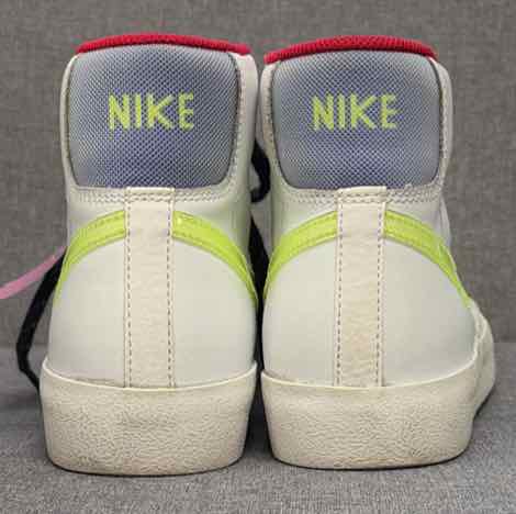 6.5 Nike Shoes/Boots