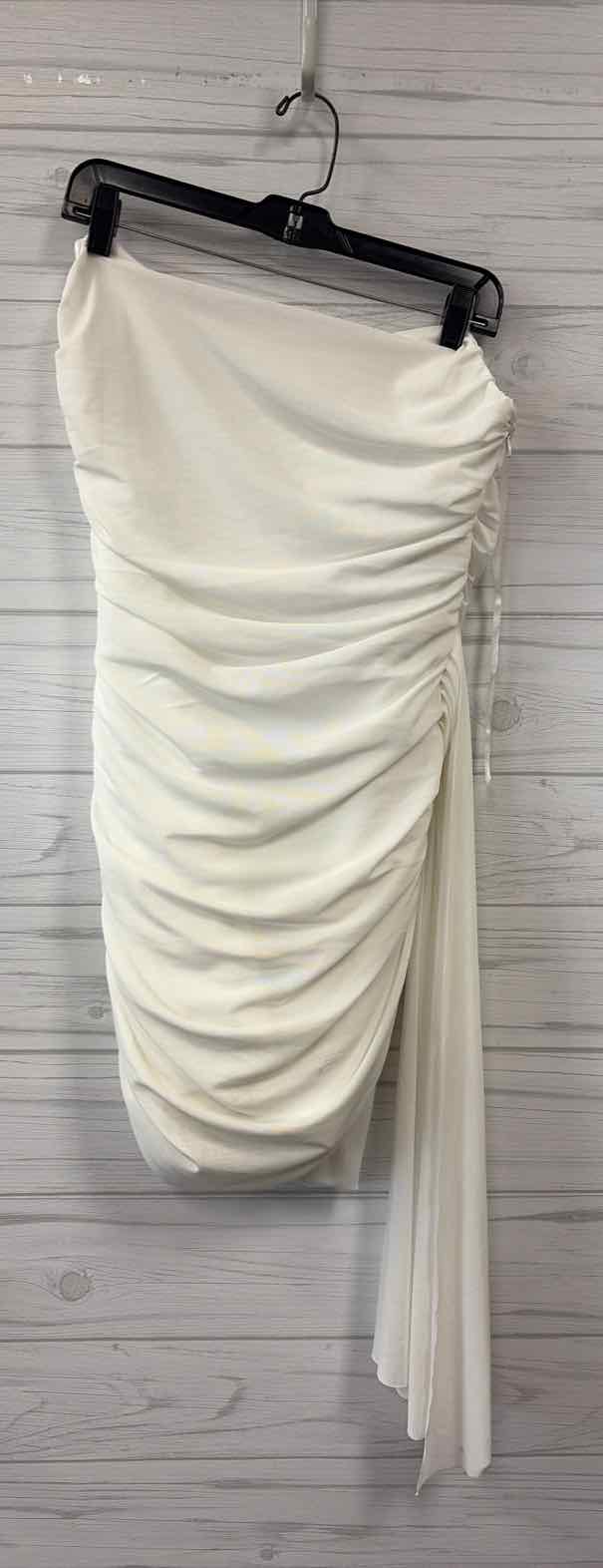 Size L ELLIATT Dress