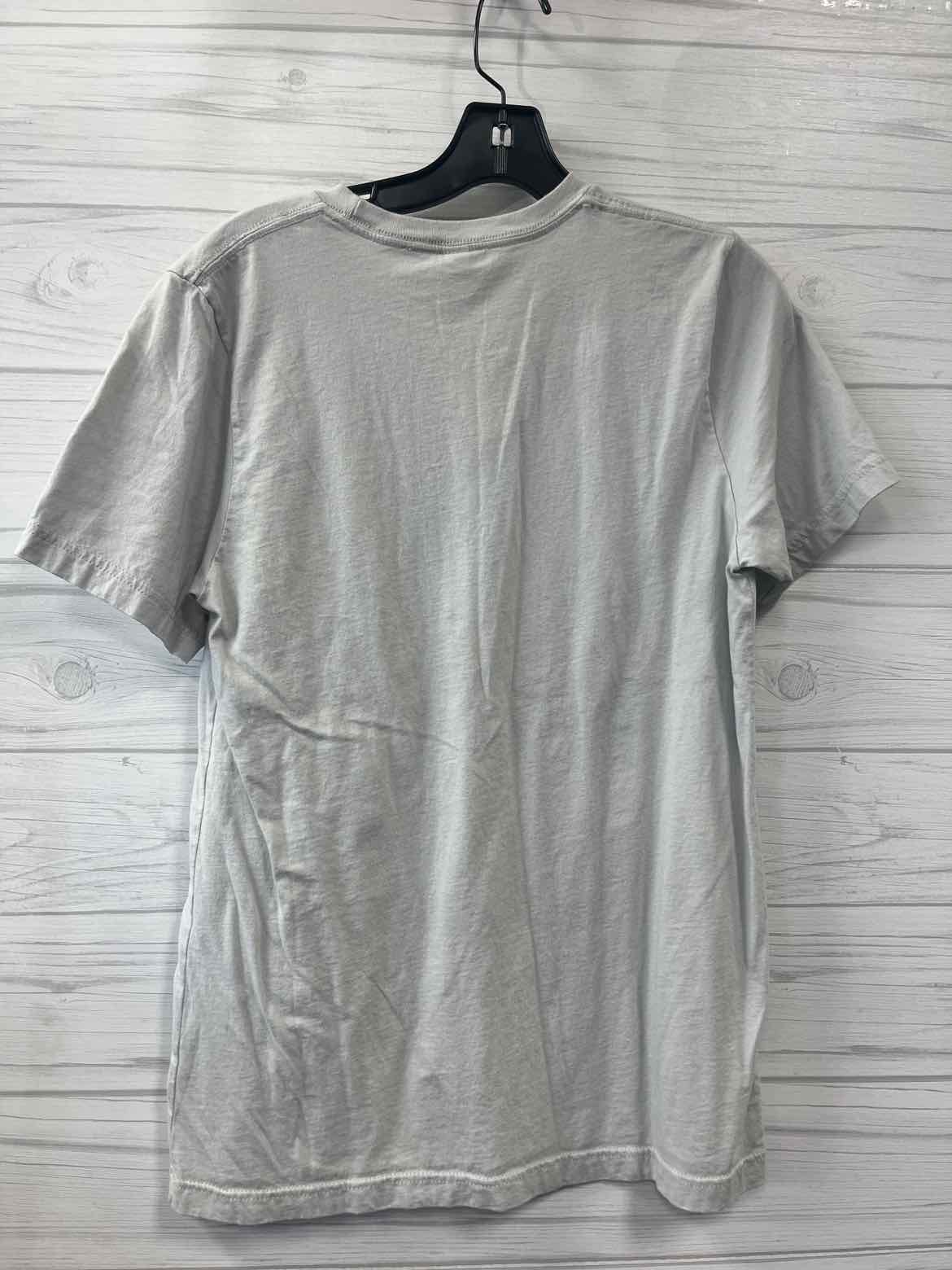 Size M Bella Canvas Shirt