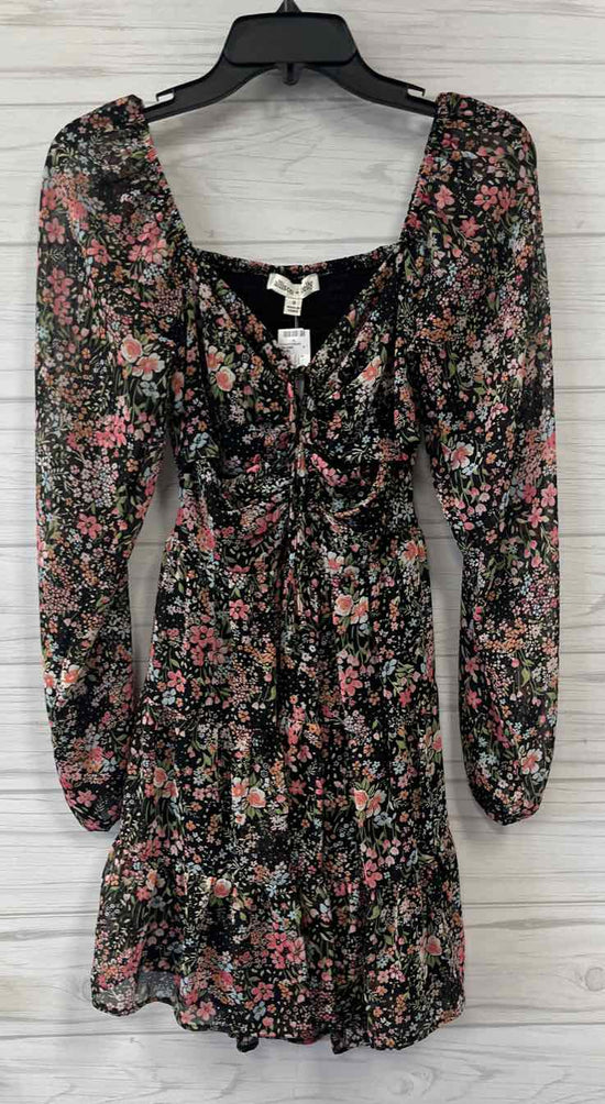 Size S allison + kelly Dress