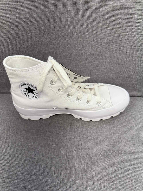8 Converse Sneakers