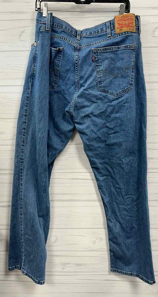 Size 40/32 Levi's Pants
