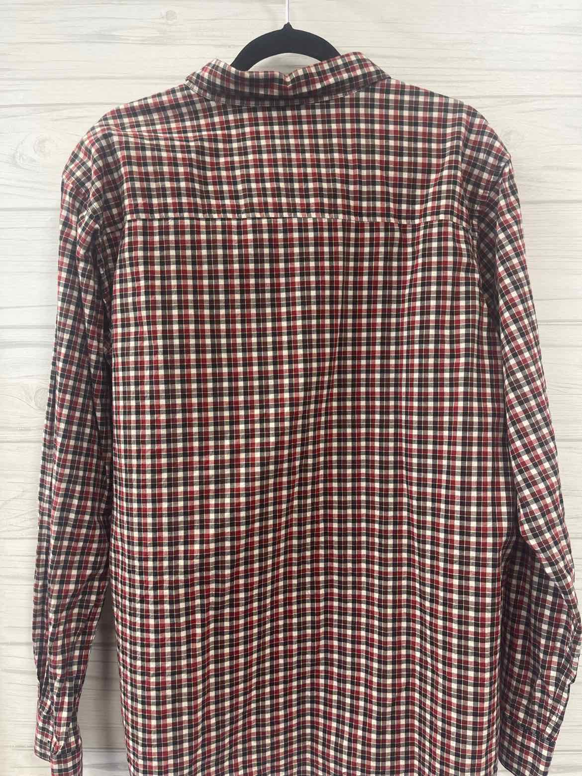 Size L Columbia Shirt
