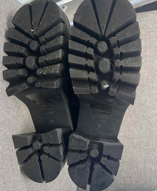 8.5 Bamboo Boots