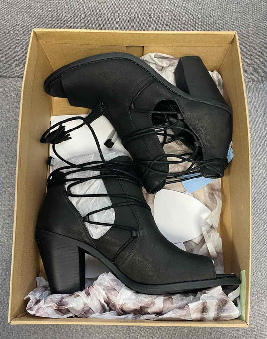 8.5 Jessica Simpson Shoes