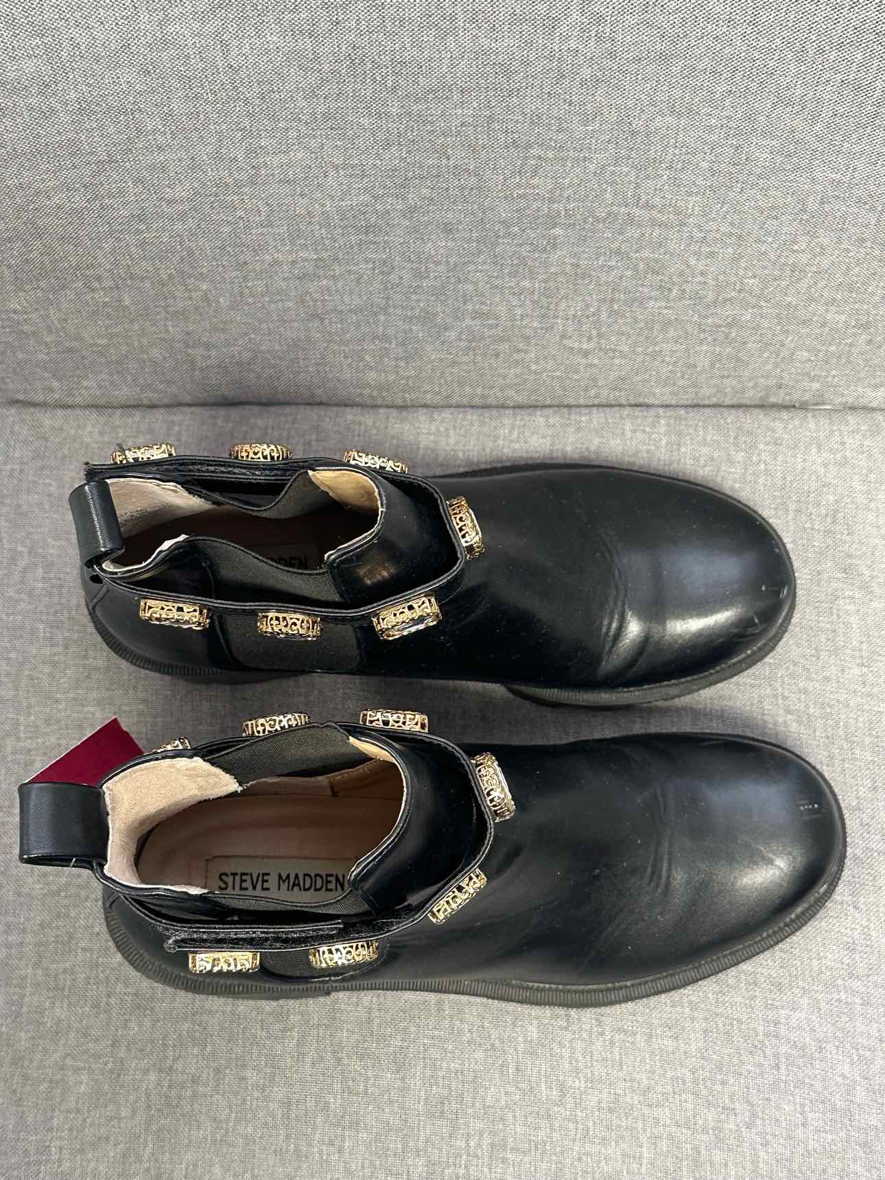 8.5 Steve Madden Boots