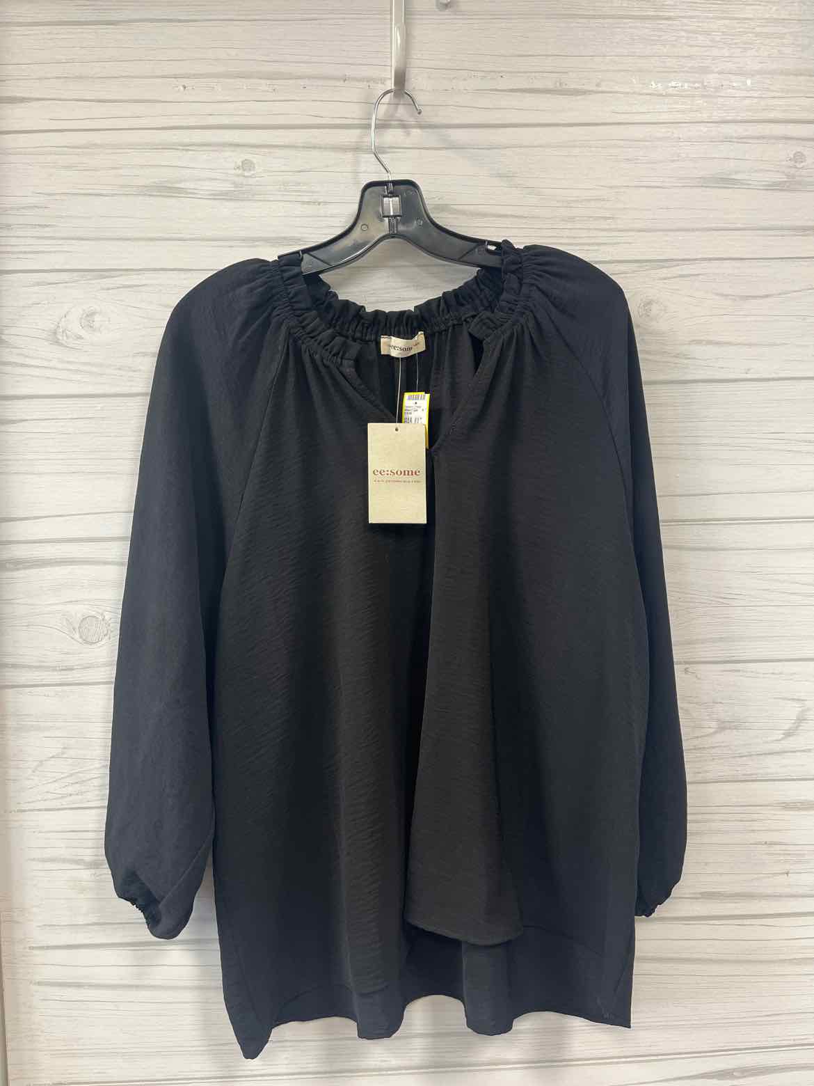 Size M ee:some Shirt