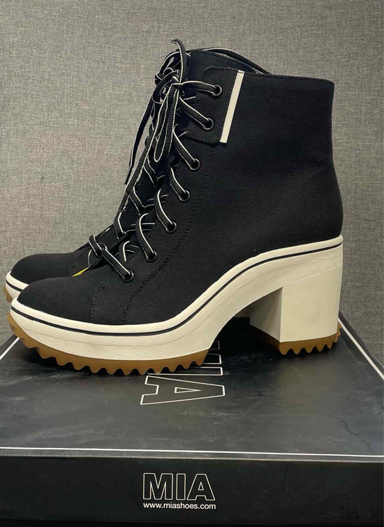 8.5 MIA Boots