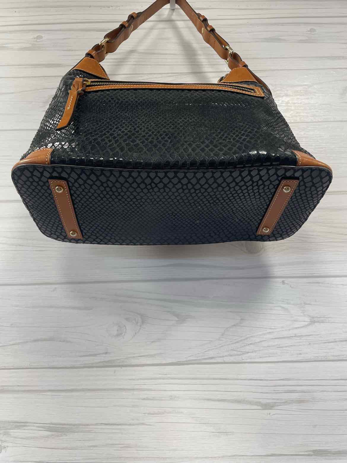 Dooney & Bourke Purse