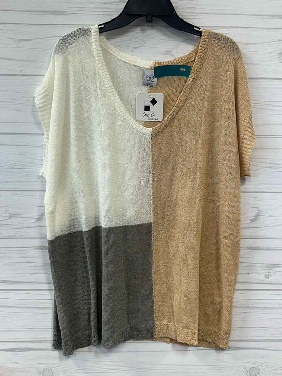 Size 2xl/3xl Cozy Co. Shirt