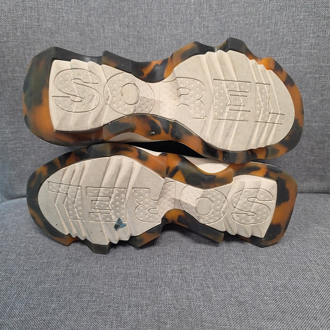 6.5 Sorel Shoes