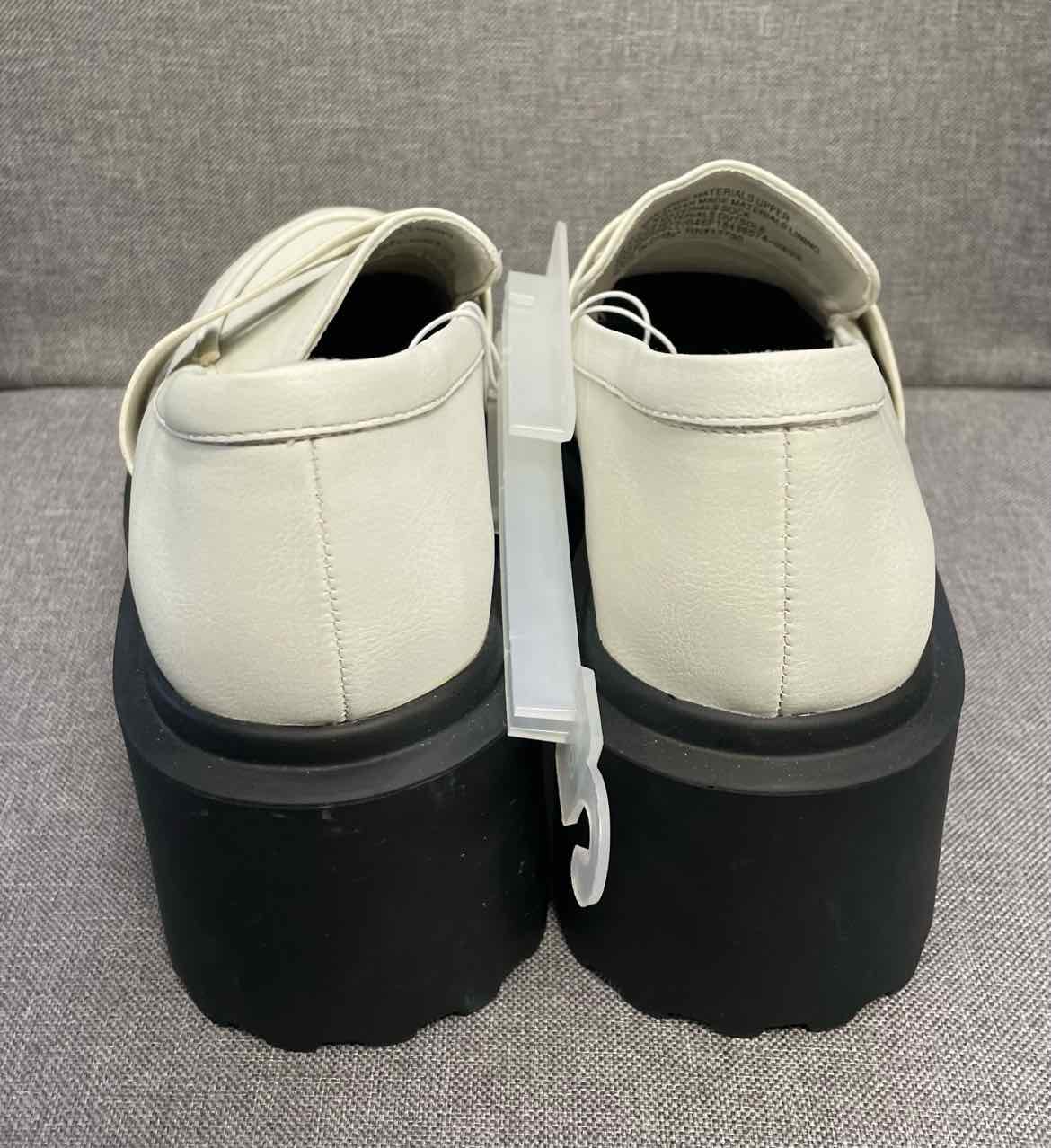 8.5 wild fable Loafers