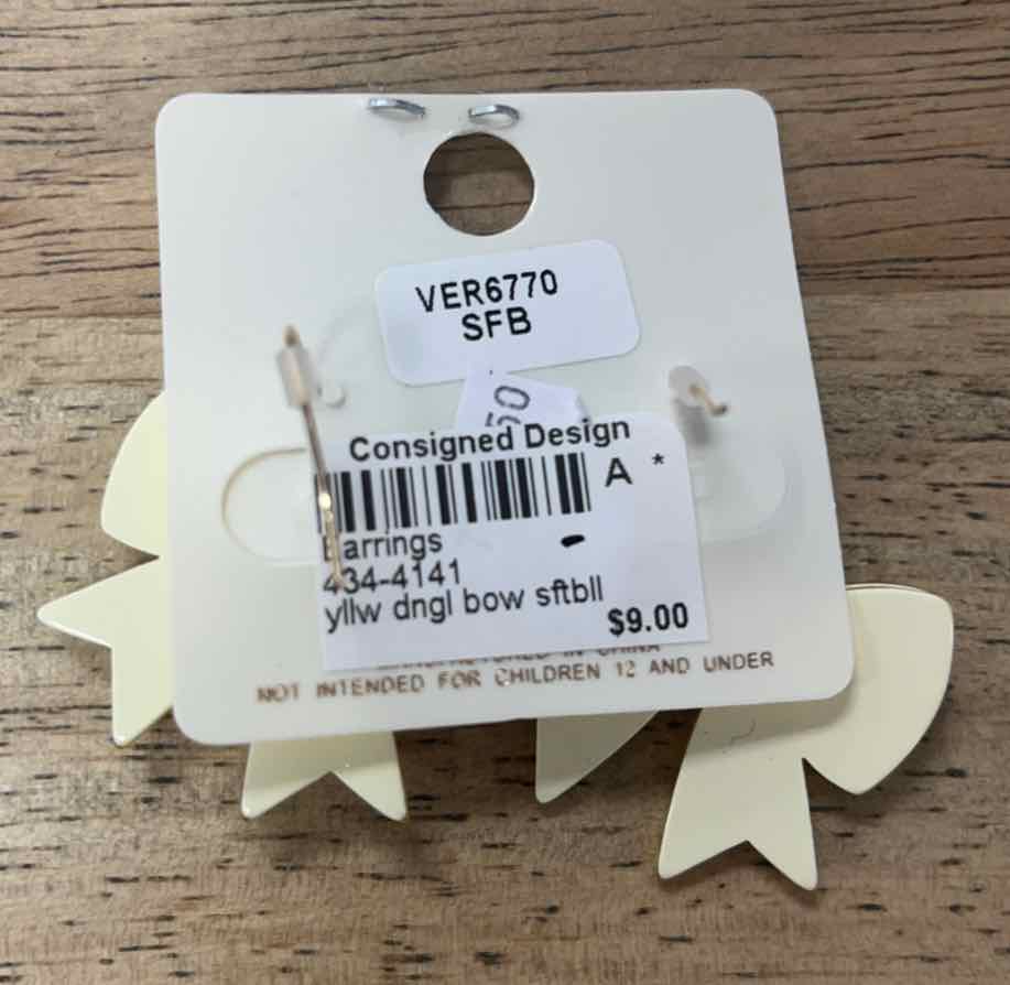 V Earrings