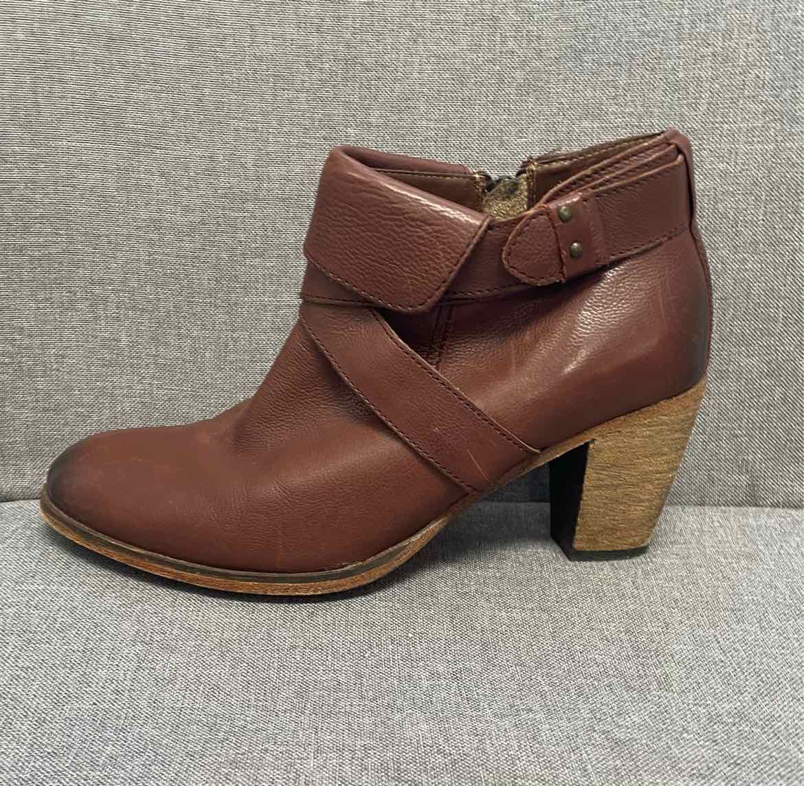 9 Johnston & Murphy Boots