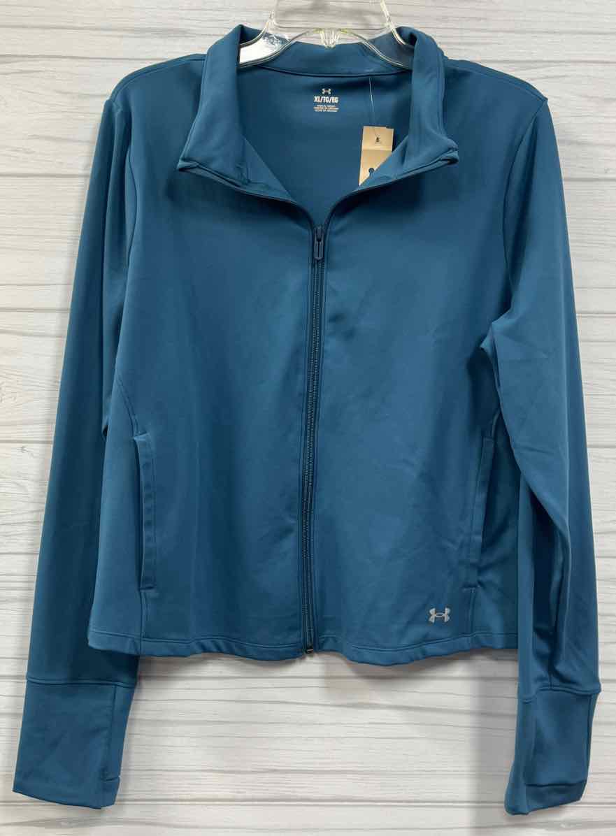 Size XL Under Armour Shirt