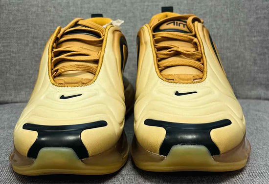 7.5 Nike Air Shoes