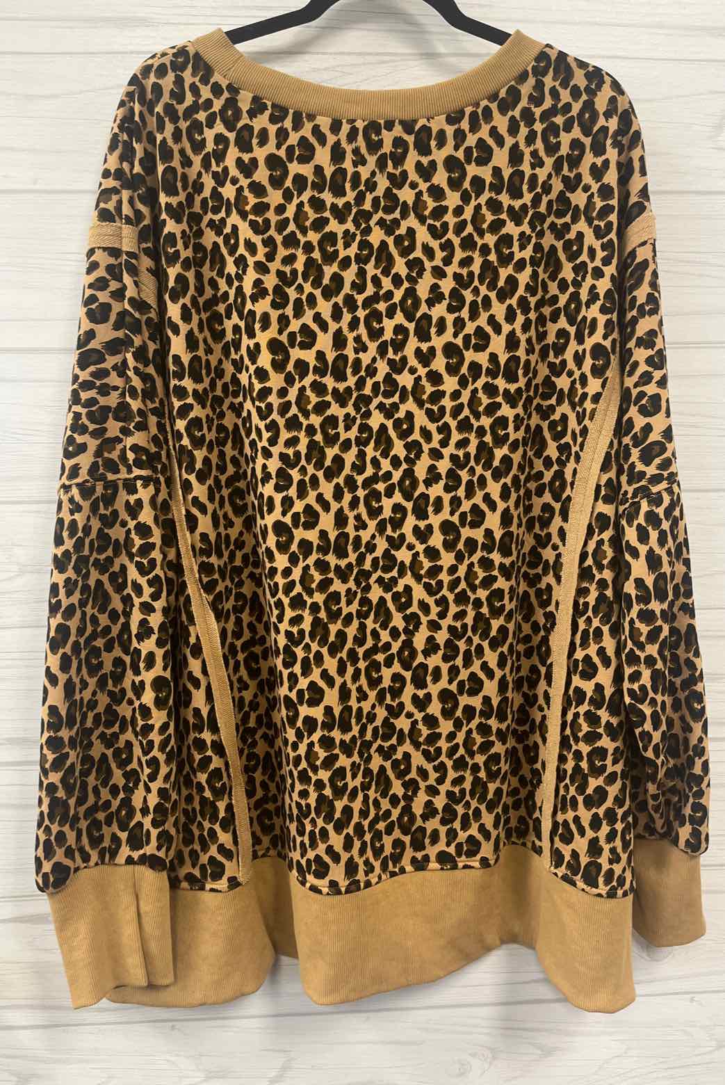 Size 3X chicsoul Sweatshirt