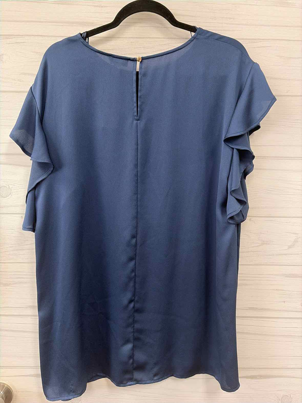 Size 2X Vince Camuto Shirt