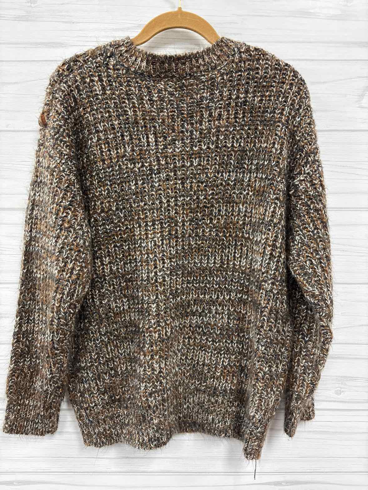 Size L gee gee Sweater