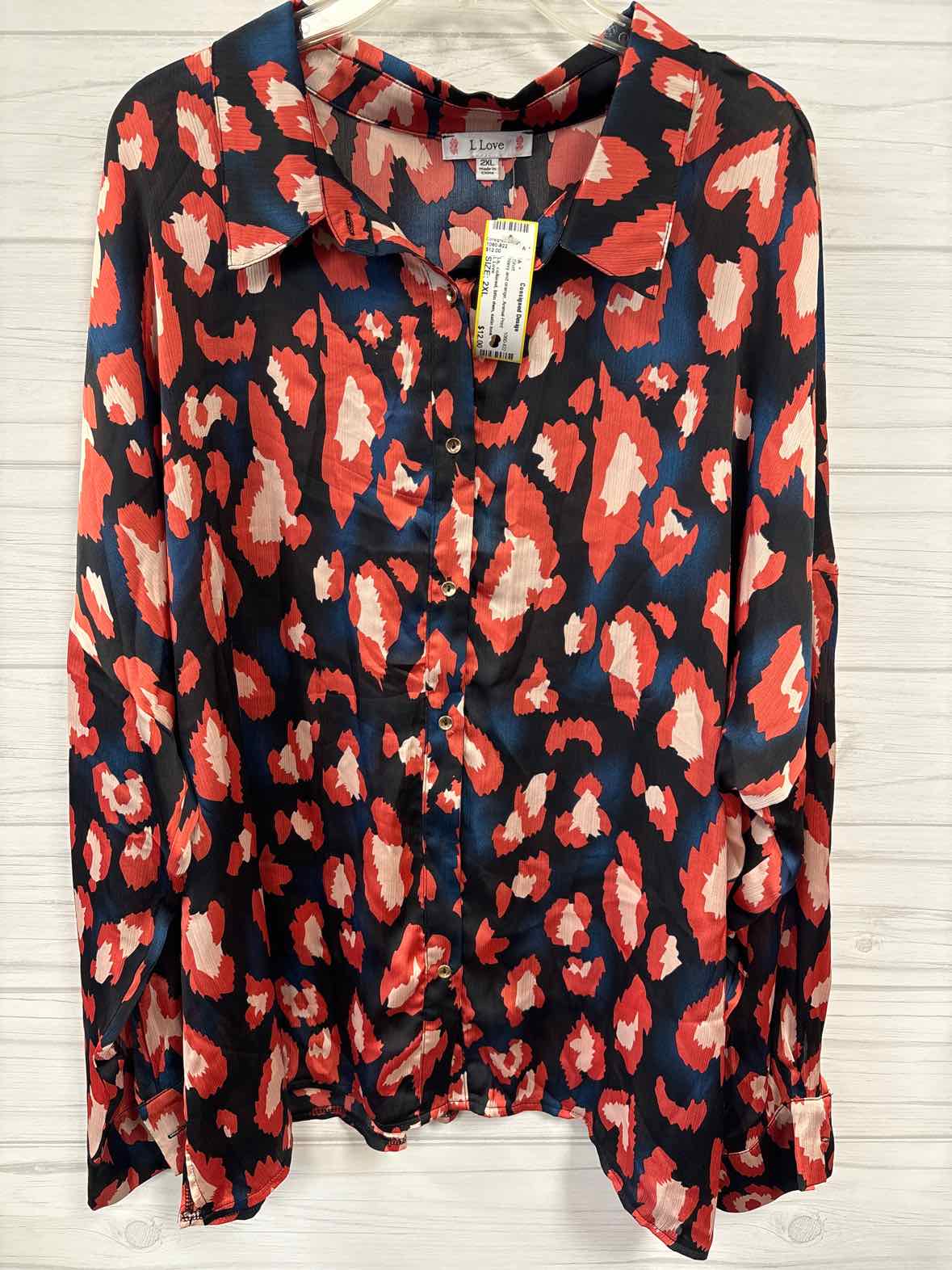 Size 2XL L Love Shirt