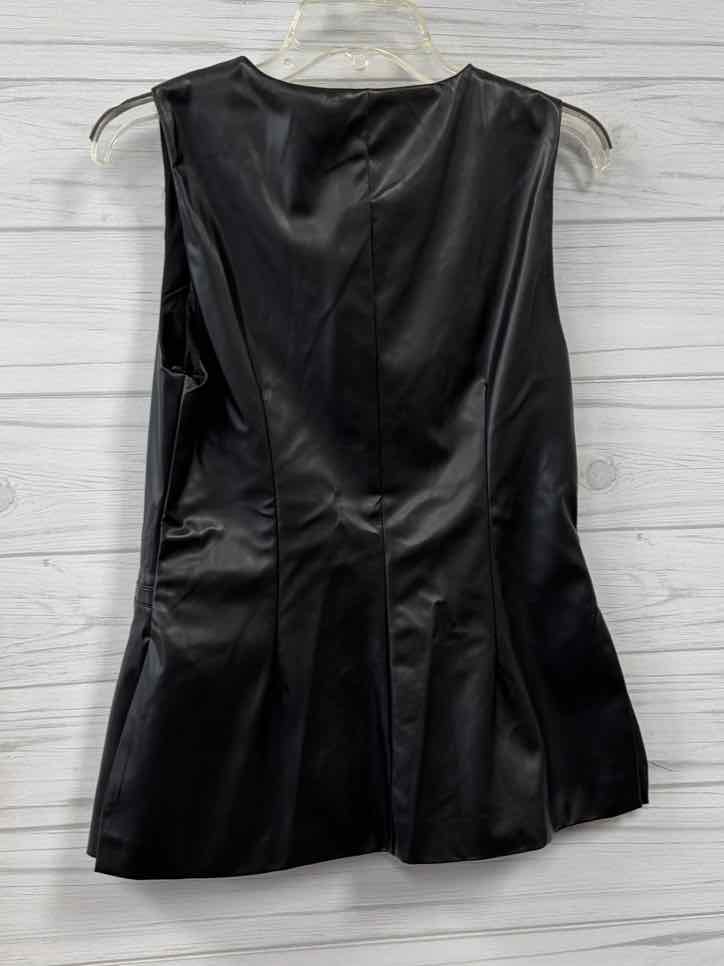 Size M Lalavon Shirt
