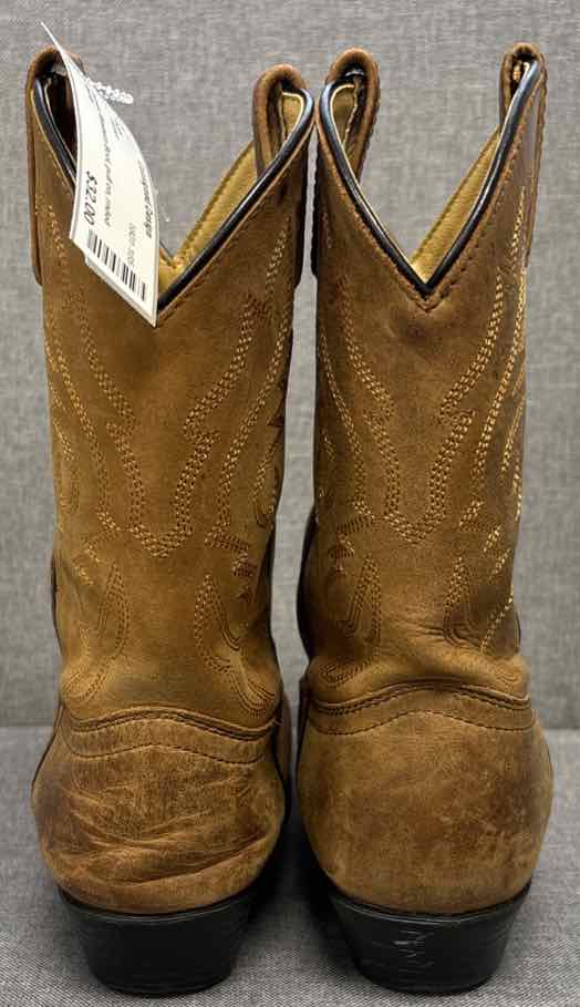 2.5 Smoky Shoes