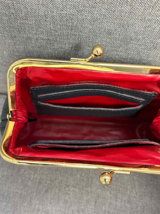 Dooney & Bourke Purse