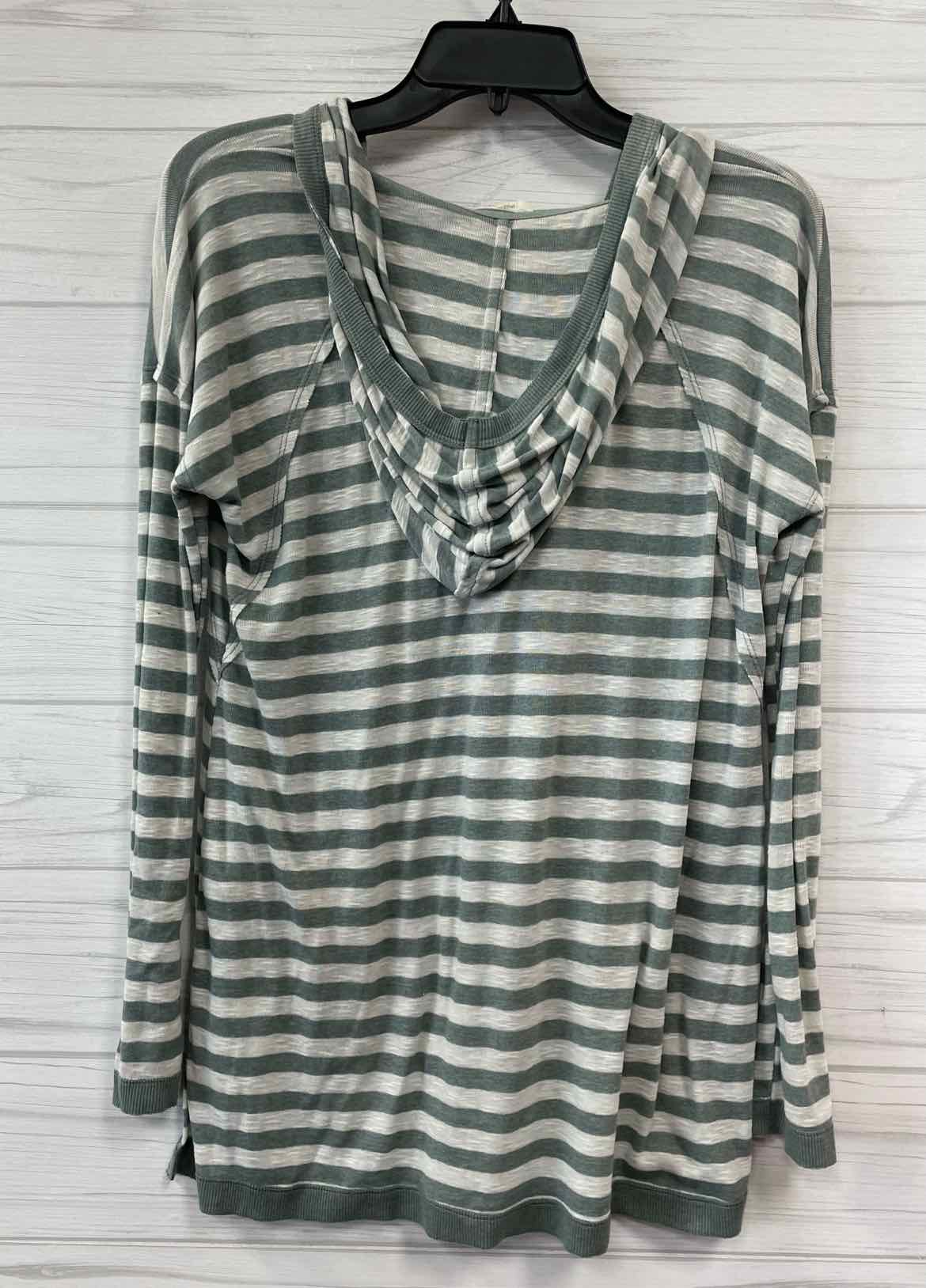 Size S Mystree Shirt