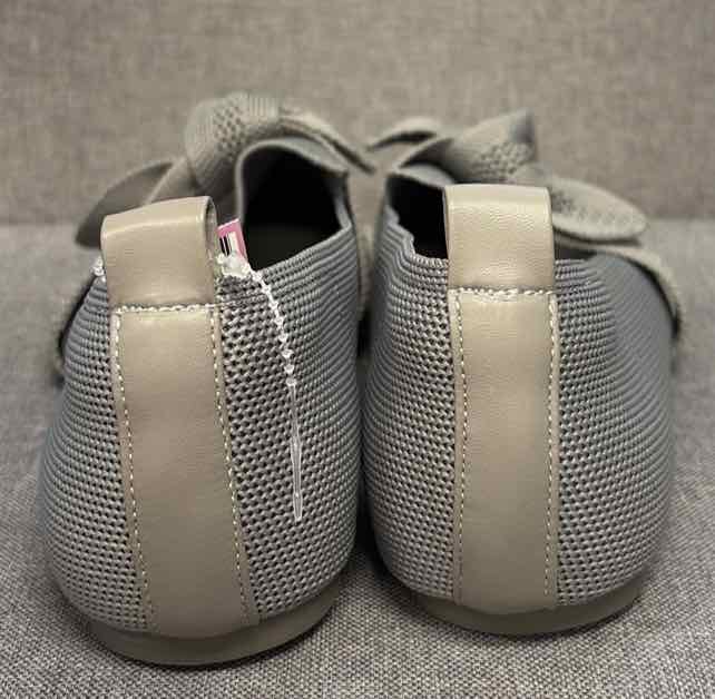 10 Tahari Flats