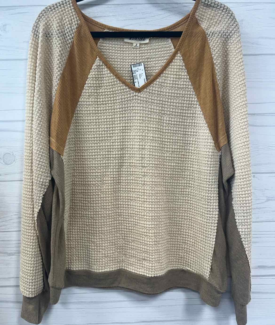 Size S Listicle Shirt
