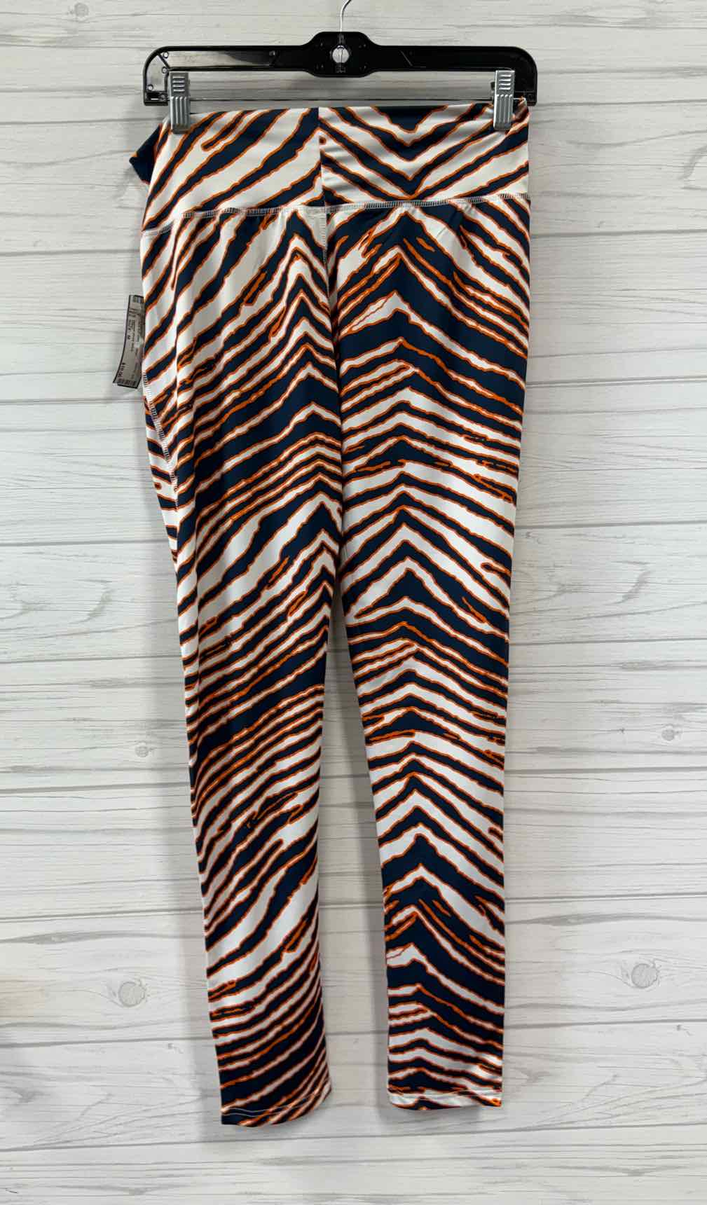 Size M Zubaz Leggings