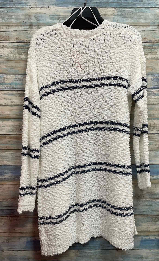 Size M Sienna Sky Cardigan