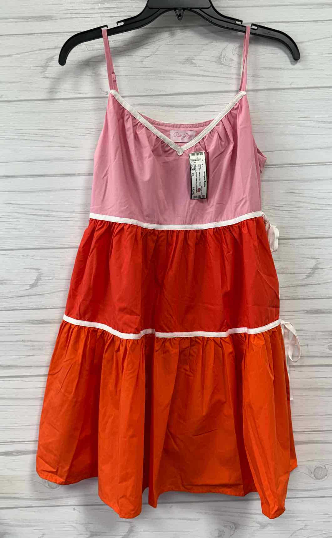 Size XS pink lily Dress