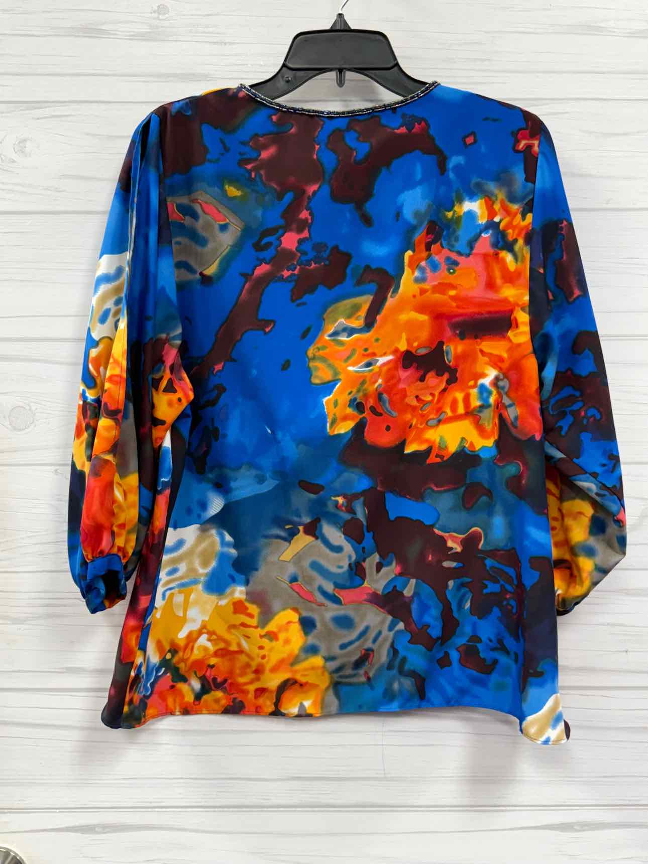 Size M Allen B. Shirt