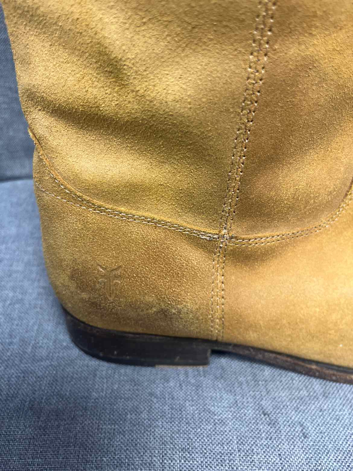 11 FRYE Boots