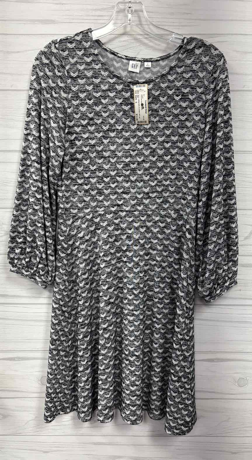 Size S Gap Dress