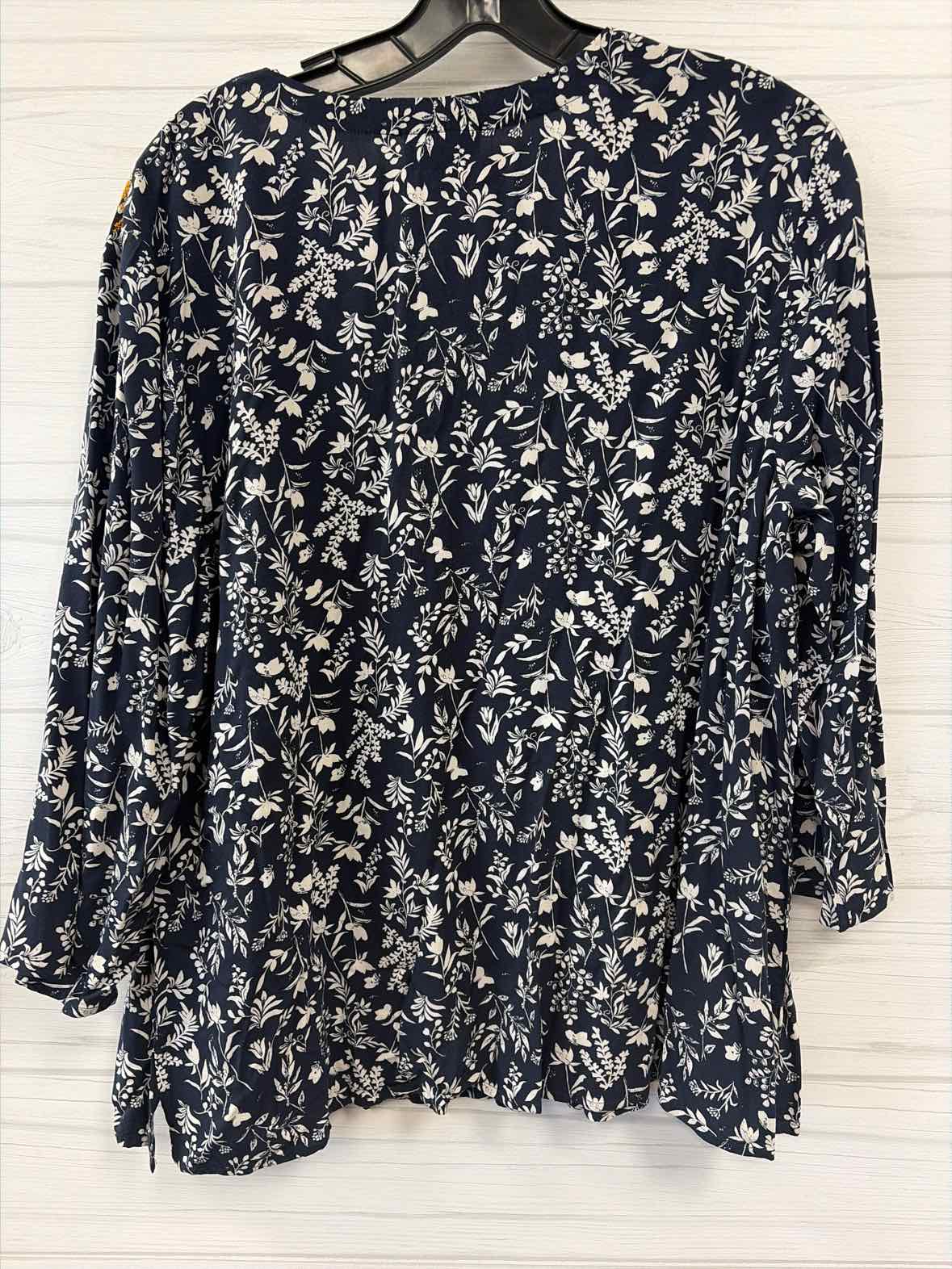 Size XLp Jjill Shirt