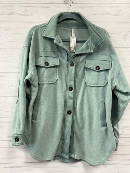 Size SM Zenana Shirt