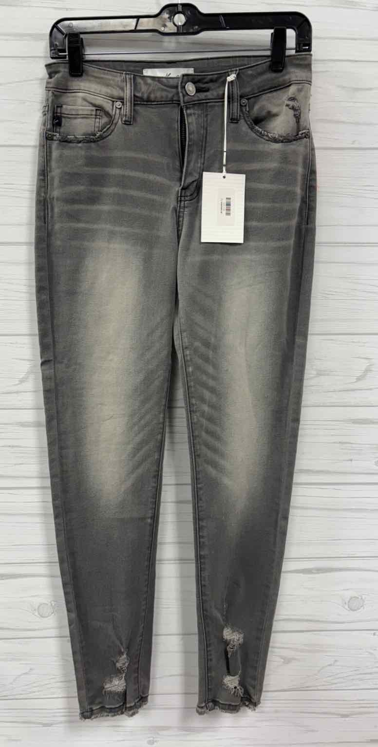 Size 27 Kancan Jeans