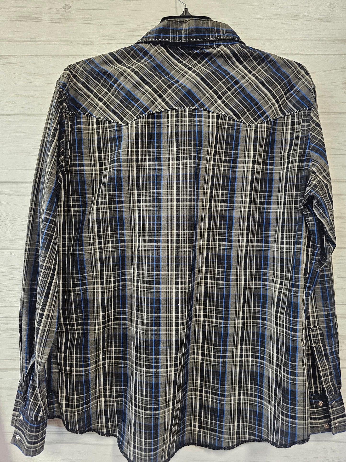 Size XL Wrangler Shirt