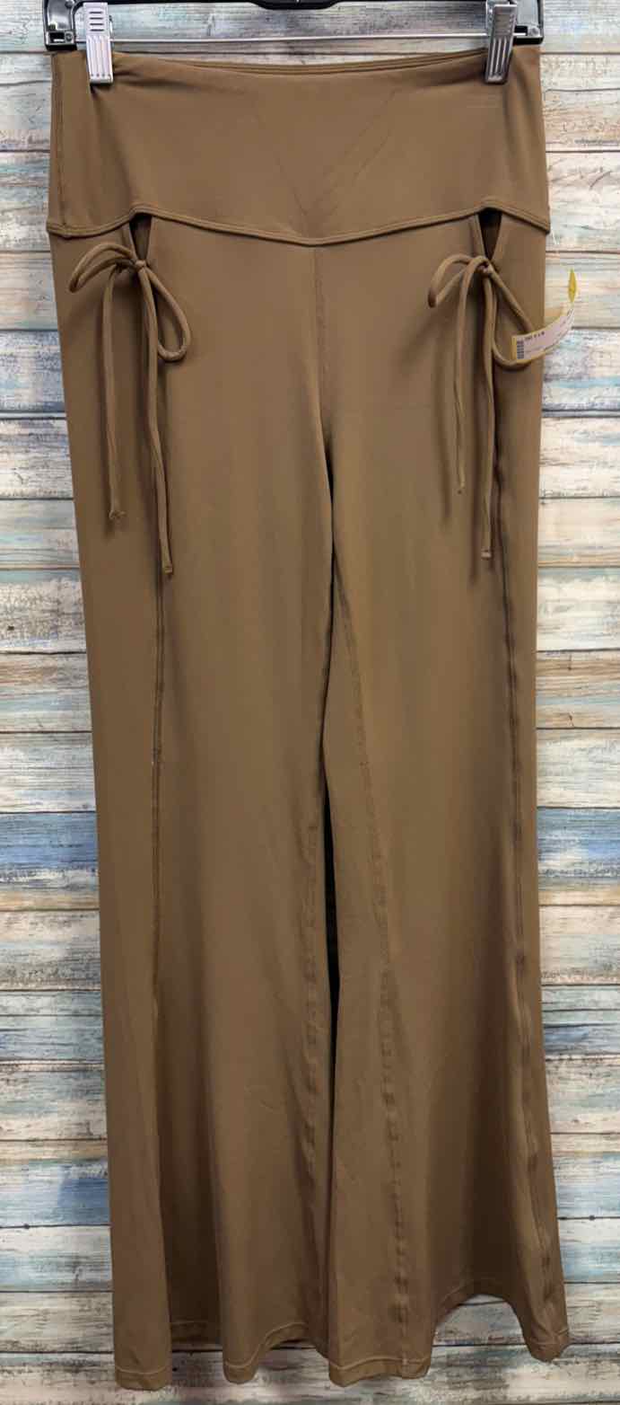 Size M HALARA Leggings