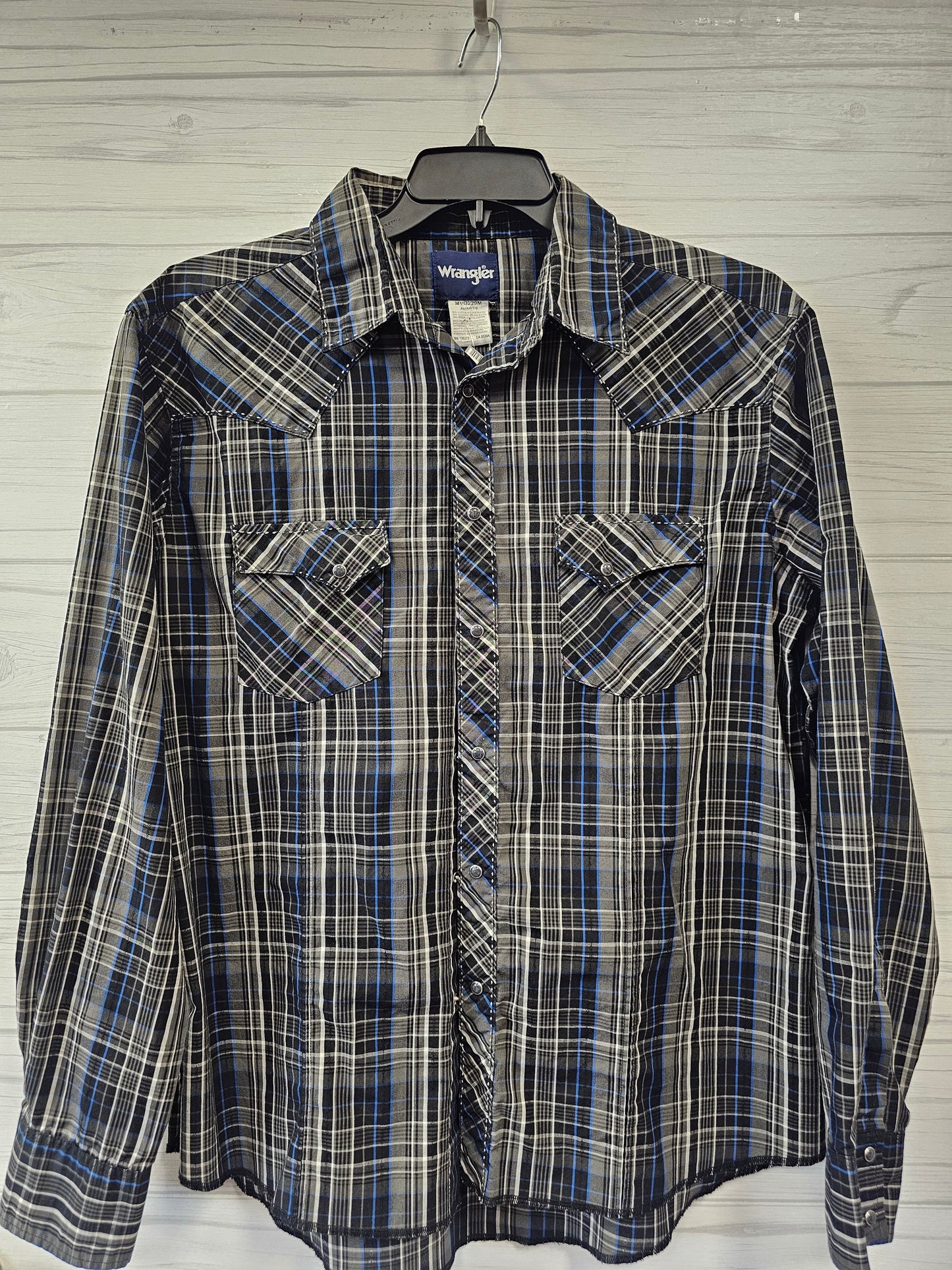 Size XL Wrangler Shirt