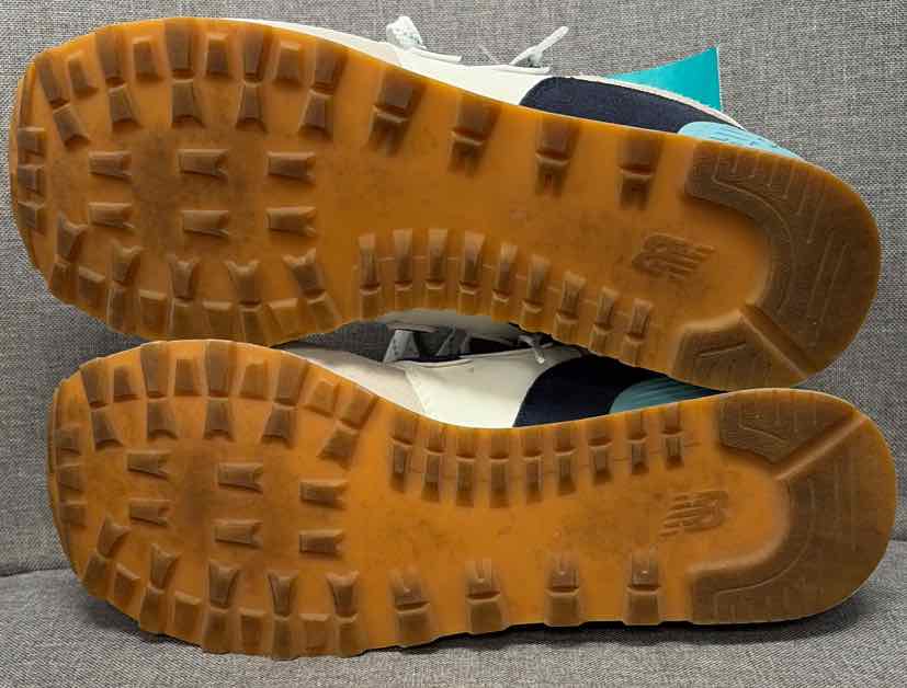10 New Balance Sneakers
