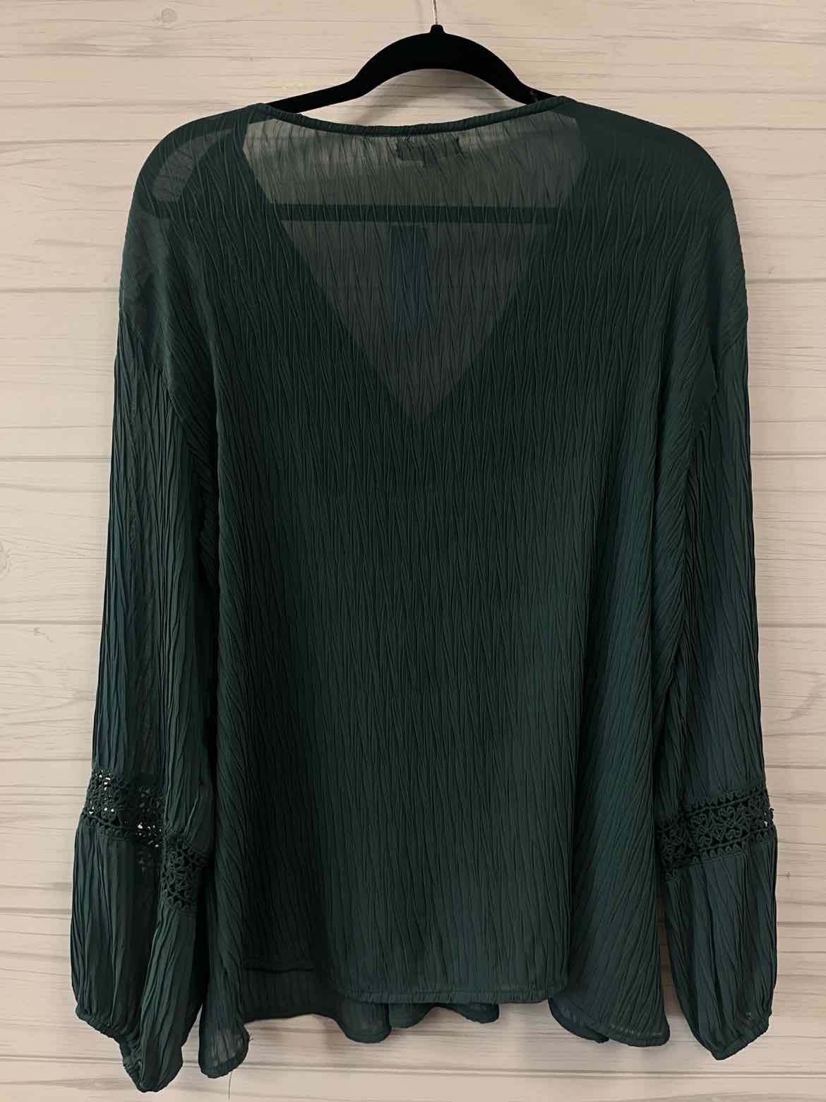 Size XXL Maurices Shirt
