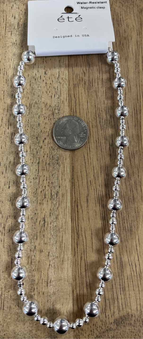 Ete Necklace