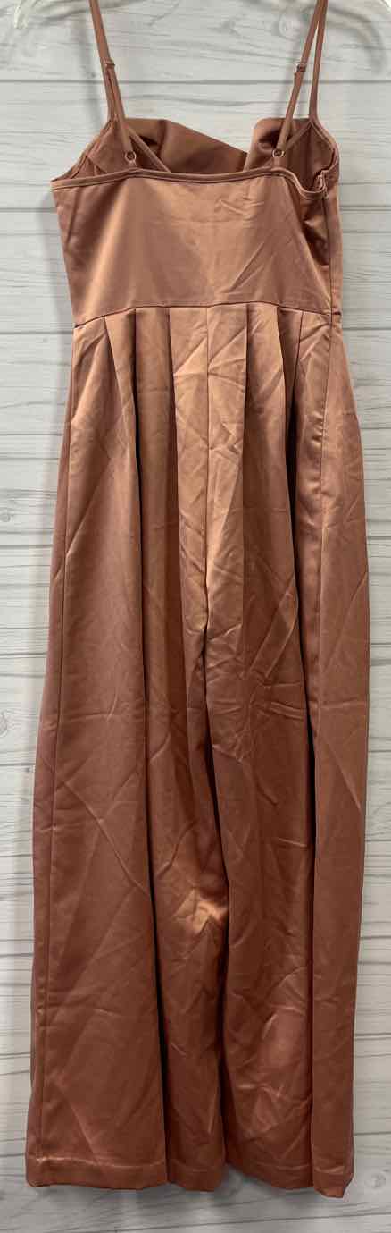Size 2 PRETTYLITTLETHING Romper