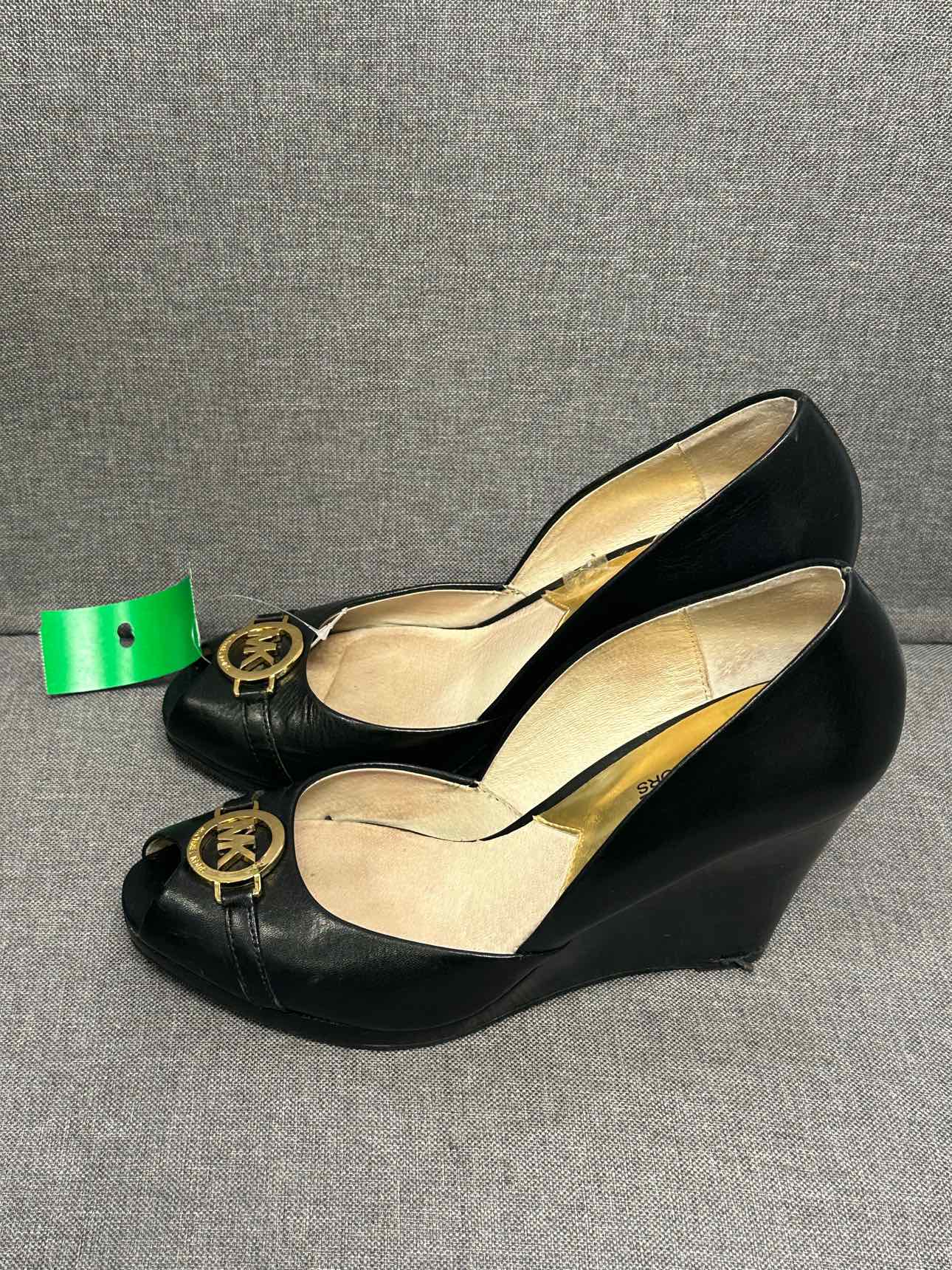 7.5 Micheal Kors Shoes