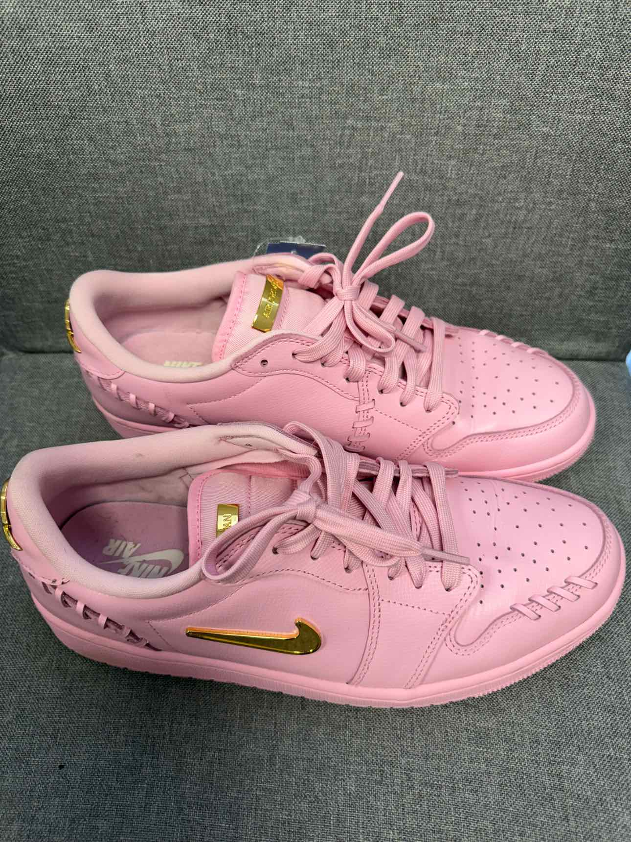11 Nike Sneakers