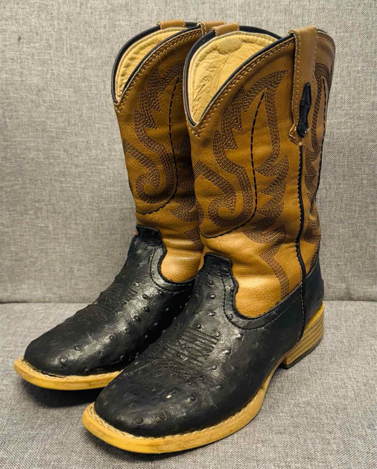 13 Roper Shoes/Boots